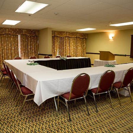 Ramada Plaza Rochester Airport Eksteriør billede