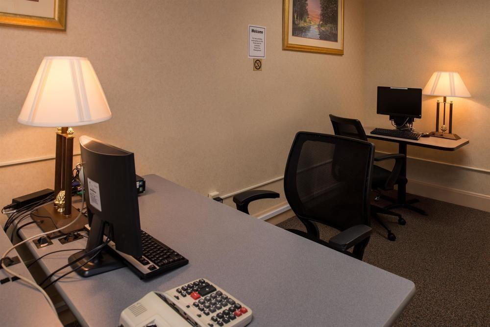 Ramada Plaza Rochester Airport Eksteriør billede