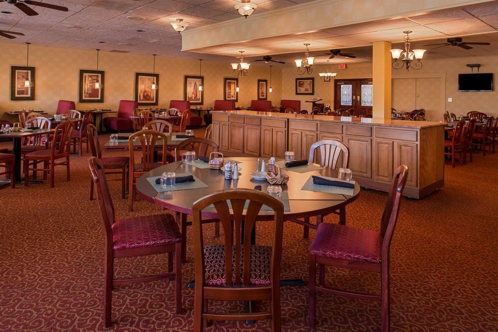 Ramada Plaza Rochester Airport Eksteriør billede