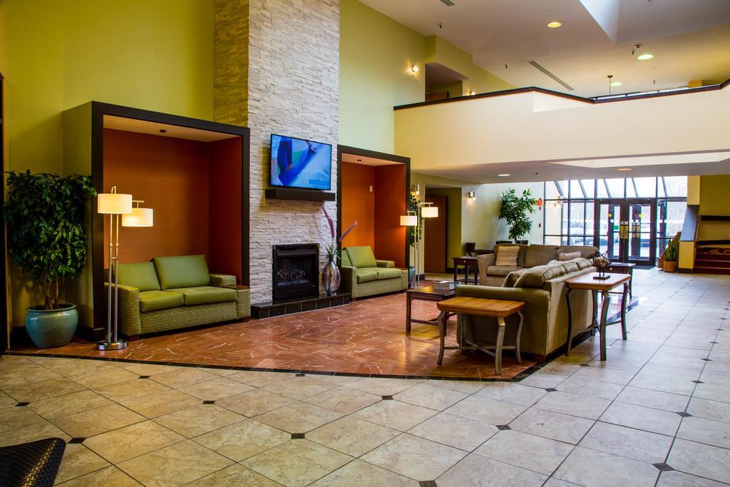Ramada Plaza Rochester Airport Eksteriør billede