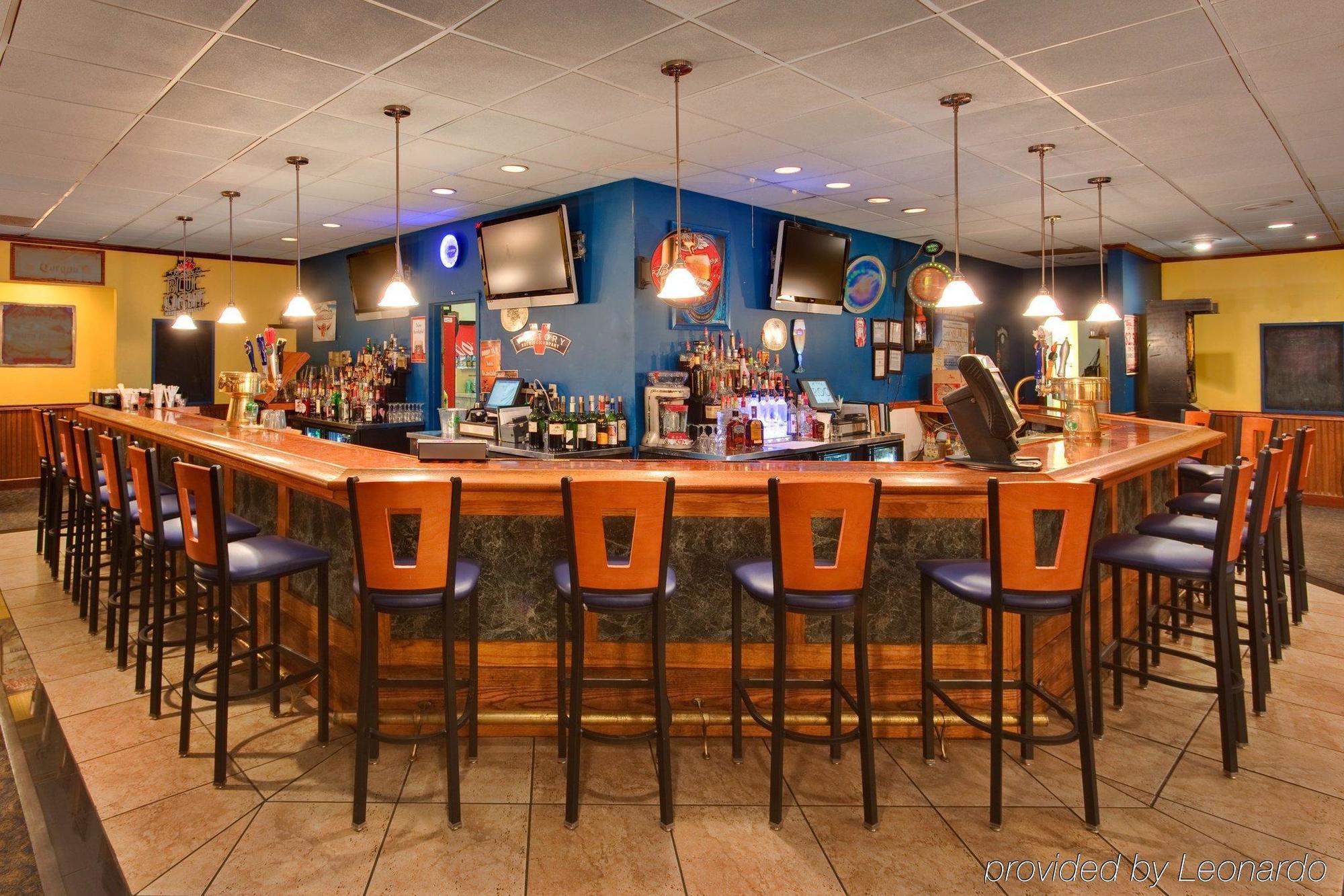 Ramada Plaza Rochester Airport Eksteriør billede