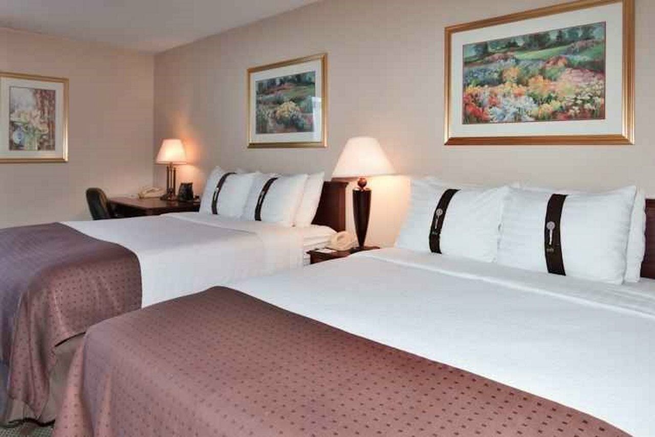 Ramada Plaza Rochester Airport Eksteriør billede